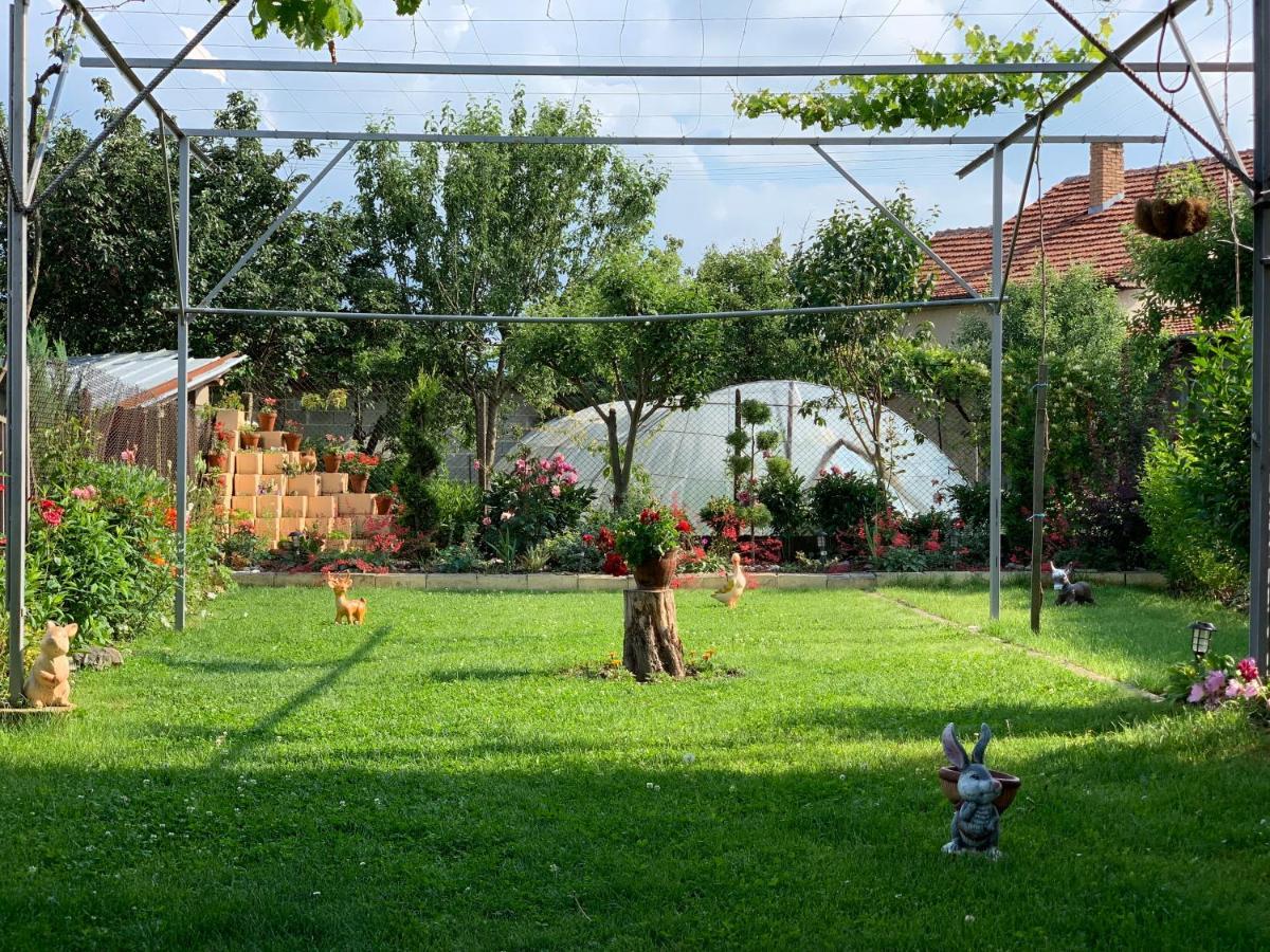 Вила В С. Габарево, Долината На Розите. Gabarevo Eksteriør bilde